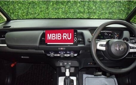 Honda Fit, 2021 год, 1 155 000 рублей, 7 фотография