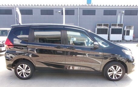 Honda Freed II, 2019 год, 1 185 000 рублей, 4 фотография