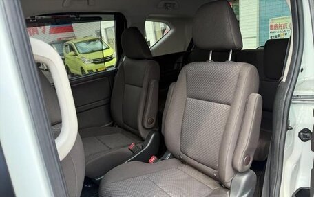 Honda Freed II, 2021 год, 1 210 000 рублей, 11 фотография