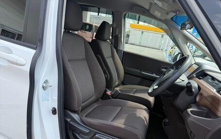 Honda Freed II, 2021 год, 1 210 000 рублей, 9 фотография