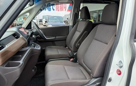 Honda Freed II, 2021 год, 1 210 000 рублей, 10 фотография