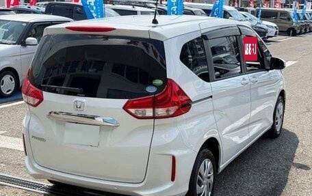 Honda Freed II, 2021 год, 1 210 000 рублей, 5 фотография