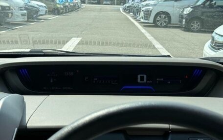 Honda Freed II, 2021 год, 1 210 000 рублей, 16 фотография