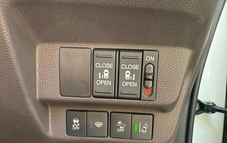 Honda Freed II, 2021 год, 1 210 000 рублей, 20 фотография