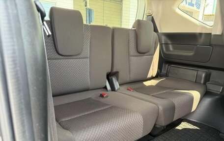 Honda Freed II, 2021 год, 1 210 000 рублей, 14 фотография