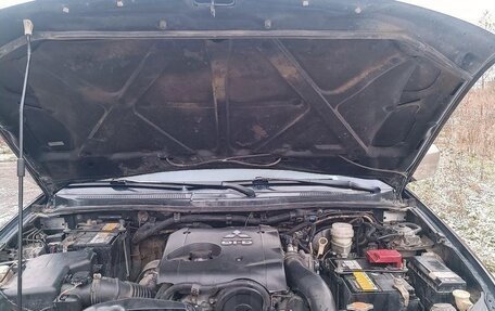 Mitsubishi Pajero Sport II рестайлинг, 2010 год, 1 450 000 рублей, 16 фотография