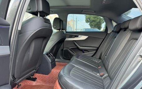 Audi A4, 2021 год, 2 340 000 рублей, 11 фотография