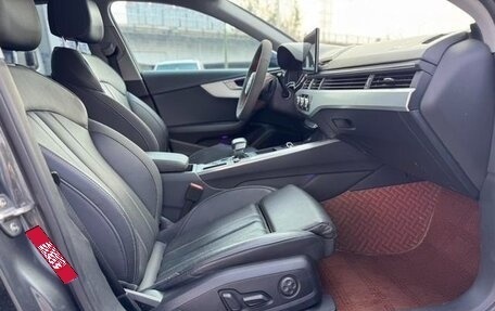 Audi A4, 2021 год, 2 340 000 рублей, 9 фотография