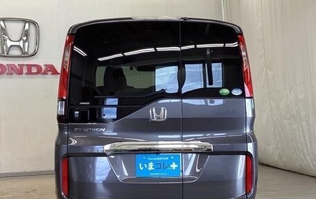 Honda Stepwgn IV, 2021 год, 2 250 000 рублей, 3 фотография