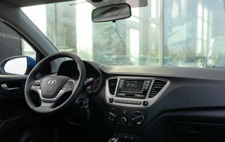 Hyundai Solaris II рестайлинг, 2021 год, 1 315 000 рублей, 10 фотография