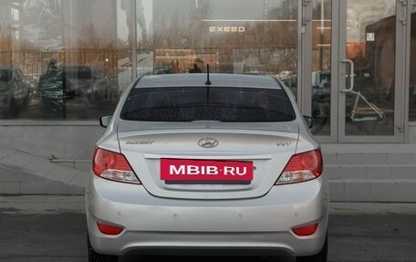 Hyundai Accent IV, 2011 год, 890 000 рублей, 6 фотография