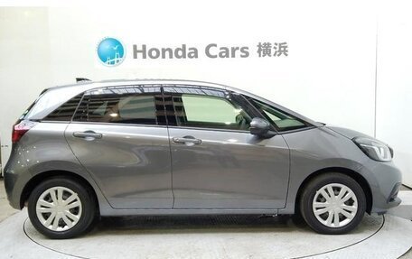 Honda Fit, 2022 год, 1 150 000 рублей, 5 фотография