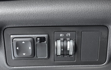 Land Rover Discovery IV, 2015 год, 2 600 000 рублей, 21 фотография