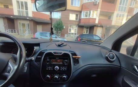 Renault Kaptur I рестайлинг, 2018 год, 1 600 000 рублей, 5 фотография