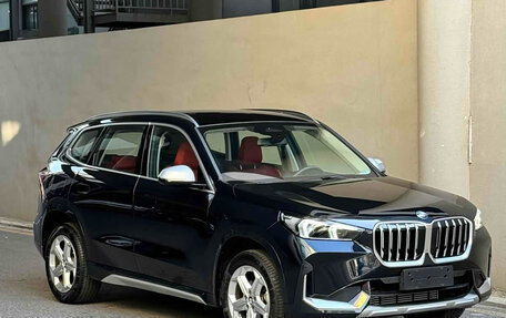 BMW X1, 2024 год, 3 300 000 рублей, 4 фотография