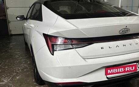 Hyundai Elantra, 2021 год, 1 999 000 рублей, 5 фотография