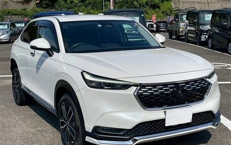 Honda Vezel, 2022 год, 1 650 000 рублей, 2 фотография