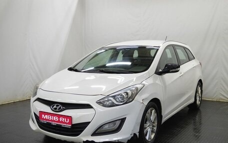 Hyundai i30 II рестайлинг, 2012 год, 830 000 рублей, 1 фотография