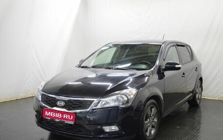 KIA cee'd I рестайлинг, 2010 год, 588 000 рублей, 1 фотография