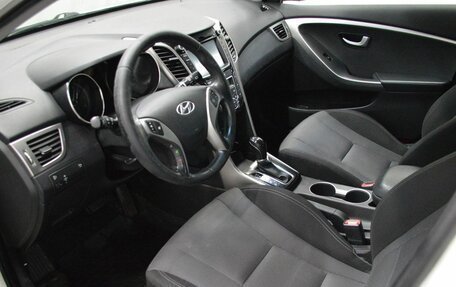 Hyundai i30 II рестайлинг, 2012 год, 830 000 рублей, 10 фотография