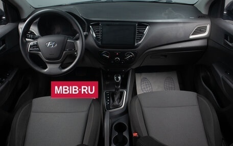 Hyundai Solaris II рестайлинг, 2019 год, 1 379 000 рублей, 7 фотография
