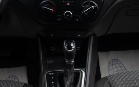 Hyundai Solaris II рестайлинг, 2019 год, 1 379 000 рублей, 14 фотография