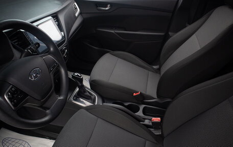 Hyundai Solaris II рестайлинг, 2019 год, 1 379 000 рублей, 16 фотография