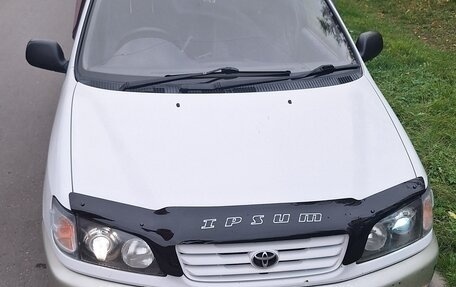 Toyota Ipsum II, 1997 год, 635 000 рублей, 3 фотография