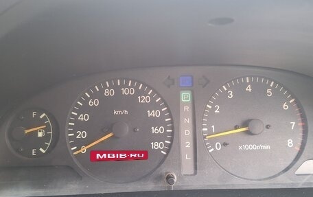 Toyota Ipsum II, 1997 год, 635 000 рублей, 6 фотография