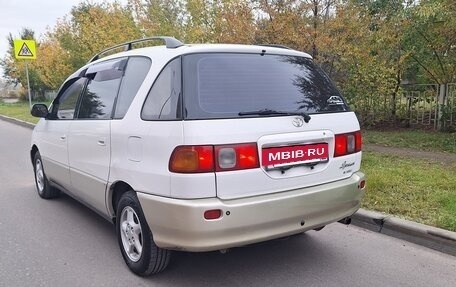 Toyota Ipsum II, 1997 год, 635 000 рублей, 4 фотография