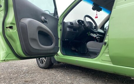 Nissan Micra III, 2004 год, 440 000 рублей, 23 фотография