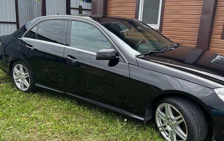 Mercedes-Benz E-Класс, 2012 год, 1 310 000 рублей, 3 фотография