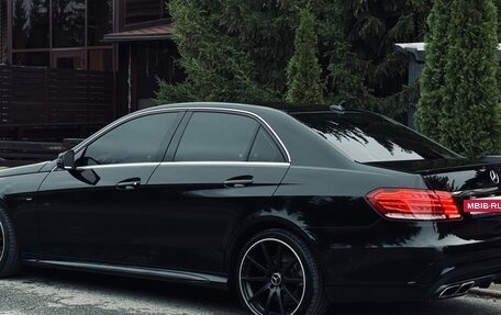 Mercedes-Benz E-Класс, 2015 год, 1 850 000 рублей, 8 фотография