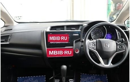 Honda Fit III, 2017 год, 732 000 рублей, 10 фотография