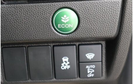 Honda Fit III, 2017 год, 732 000 рублей, 19 фотография