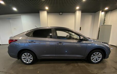 Hyundai Solaris II рестайлинг, 2018 год, 1 303 000 рублей, 2 фотография