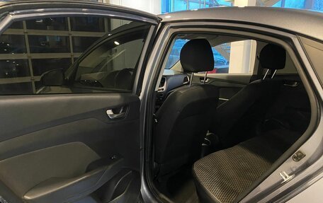 Hyundai Solaris II рестайлинг, 2018 год, 1 303 000 рублей, 23 фотография