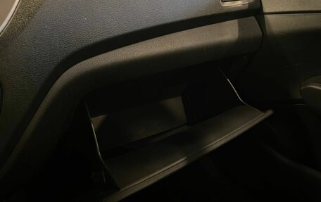 Hyundai Solaris II рестайлинг, 2018 год, 1 303 000 рублей, 29 фотография