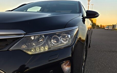 Toyota Camry, 2017 год, 2 100 000 рублей, 10 фотография