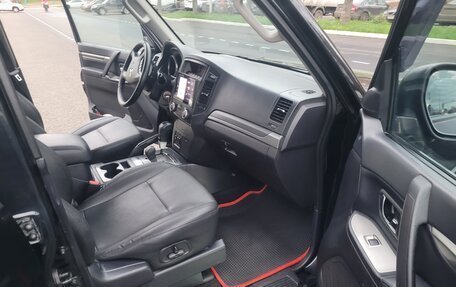 Mitsubishi Pajero IV, 2010 год, 2 500 000 рублей, 7 фотография