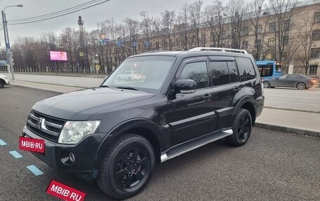 Mitsubishi Pajero IV, 2010 год, 2 500 000 рублей, 2 фотография