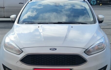 Ford Focus III, 2015 год, 1 050 000 рублей, 2 фотография