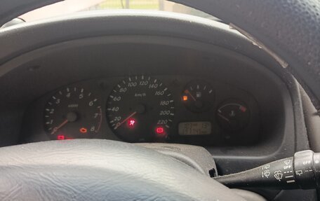 Nissan Almera, 2000 год, 135 000 рублей, 12 фотография