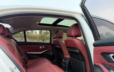 BMW 3 серия, 2022 год, 3 050 000 рублей, 8 фотография