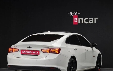 Chevrolet Malibu IX, 2022 год, 1 200 999 рублей, 2 фотография