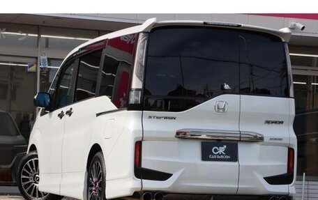 Honda Stepwgn IV, 2022 год, 1 915 000 рублей, 8 фотография