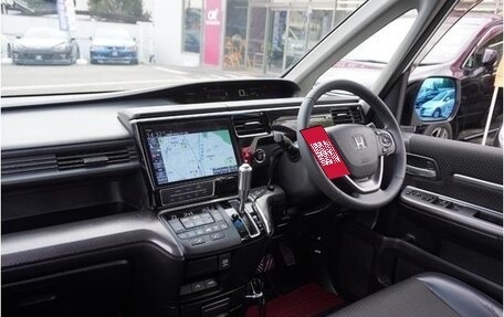 Honda Stepwgn IV, 2022 год, 1 915 000 рублей, 16 фотография