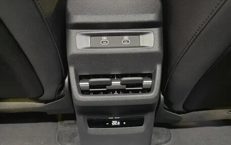 Audi Q3, 2025 год, 9 000 000 рублей, 7 фотография