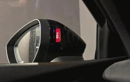 Audi Q3, 2025 год, 9 000 000 рублей, 15 фотография