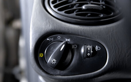 Ford Focus IV, 2004 год, 430 000 рублей, 17 фотография